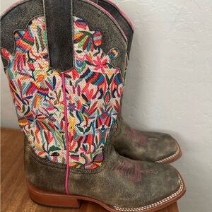 Macie Bean Women’s Cowboy Boots Size 5 Excellent Condition Unique Design